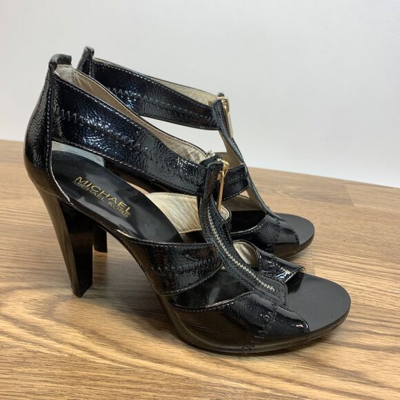 Michael Kors Berkley T-Strap Dress Sandals Black Crinkle Patent Size 9M